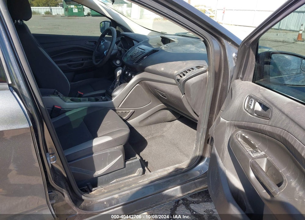2016 FORD ESCAPE S VIN: 1FMCU0F75GUB82928