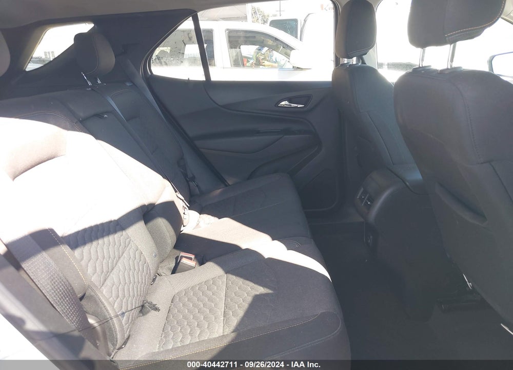 2019 CHEVROLET EQUINOX LT VIN: 2GNAXKEV6K6181736