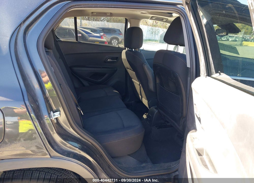 2017 CHEVROLET TRAX LT VIN: 3GNCJPSB0HL261880