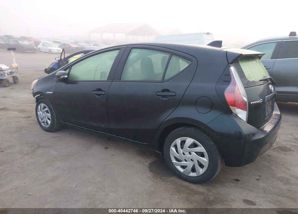 2015 TOYOTA PRIUS C ONE VIN: JTDKDTB3XF1105637