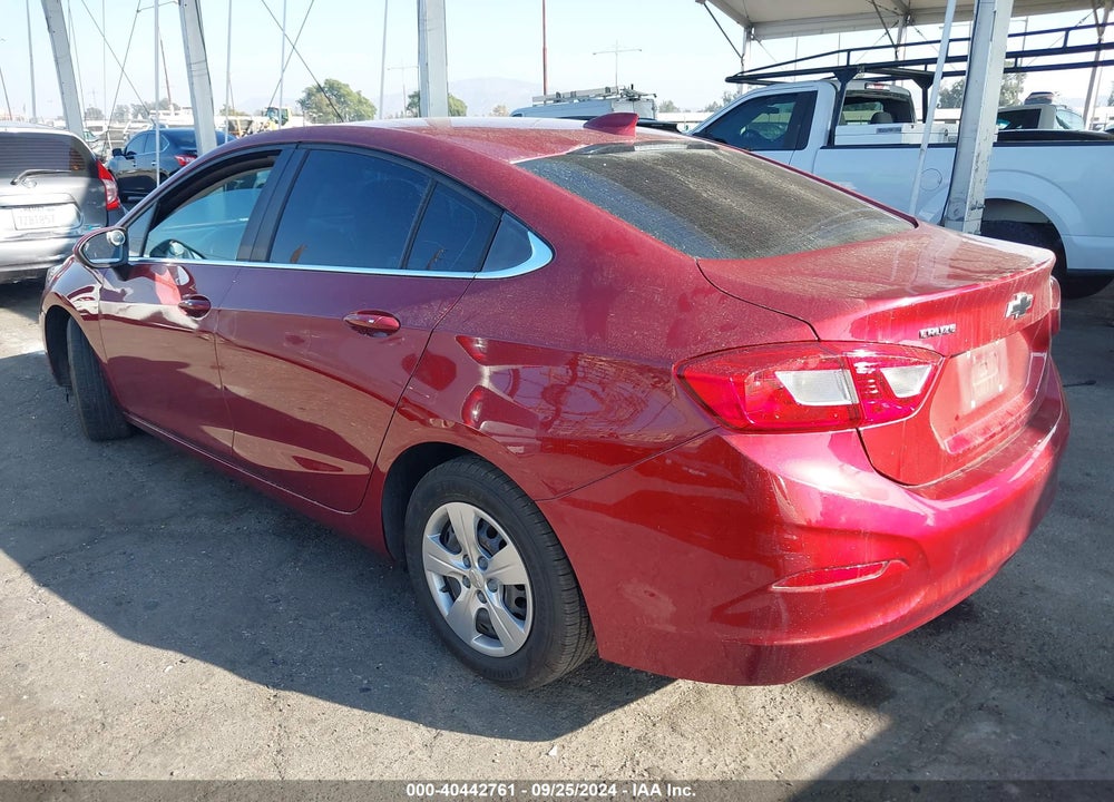 2018 CHEVROLET CRUZE LT AUTO VIN: 1G1BE5SM8J7242933
