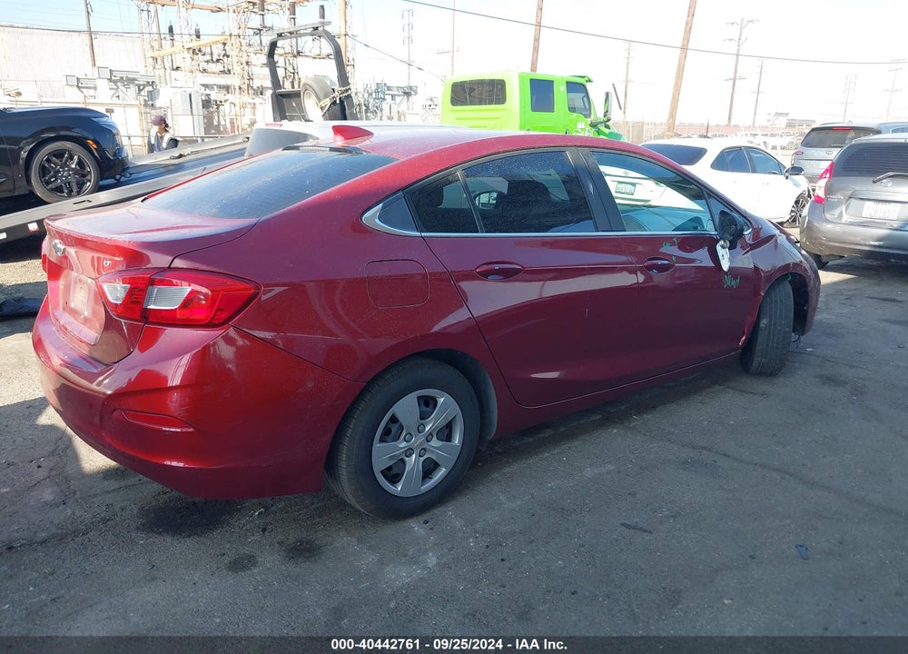 2018 CHEVROLET CRUZE LT AUTO VIN: 1G1BE5SM8J7242933