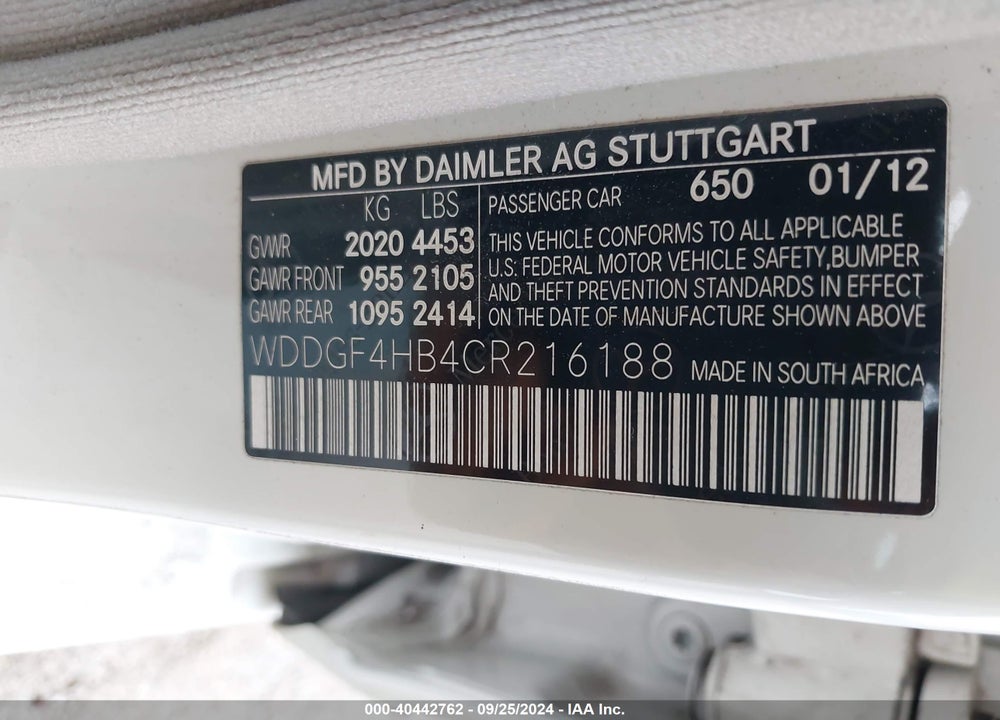 2012 MERCEDES-BENZ C 250 LUXURY/SPORT VIN: WDDGF4HB4CR216188