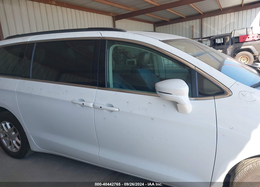 2022 CHRYSLER PACIFICA TOURING L VIN: 2C4RC1BG9NR128460