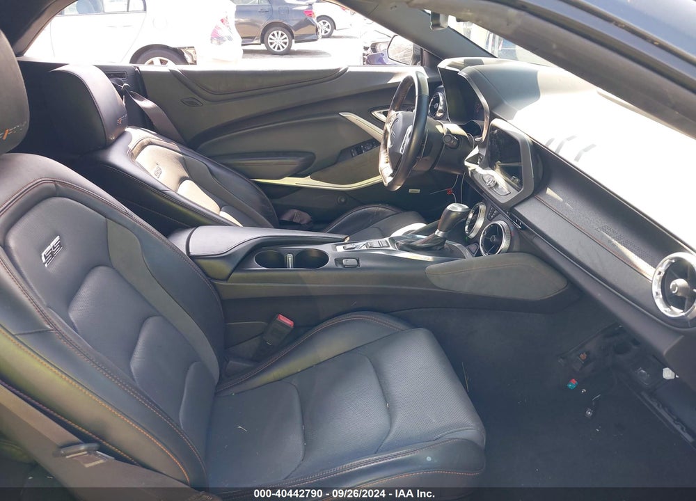 2017 CHEVROLET CAMARO 2SS VIN: 1G1FH3D76H0137380