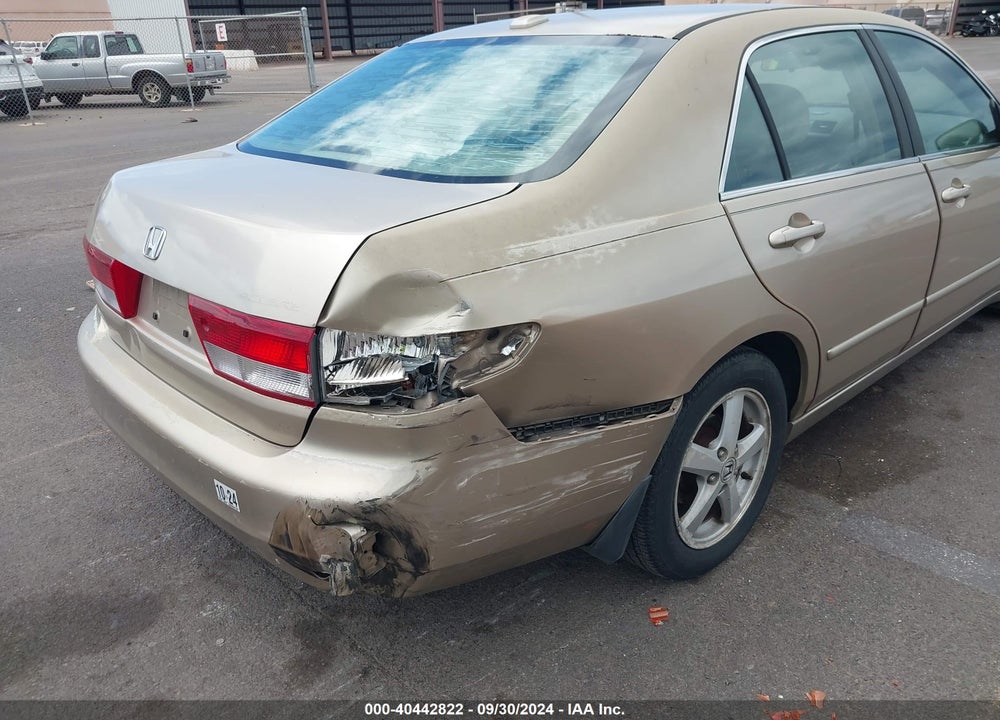 2004 HONDA ACCORD 2.4 EX VIN: 1HGCM56824A115244