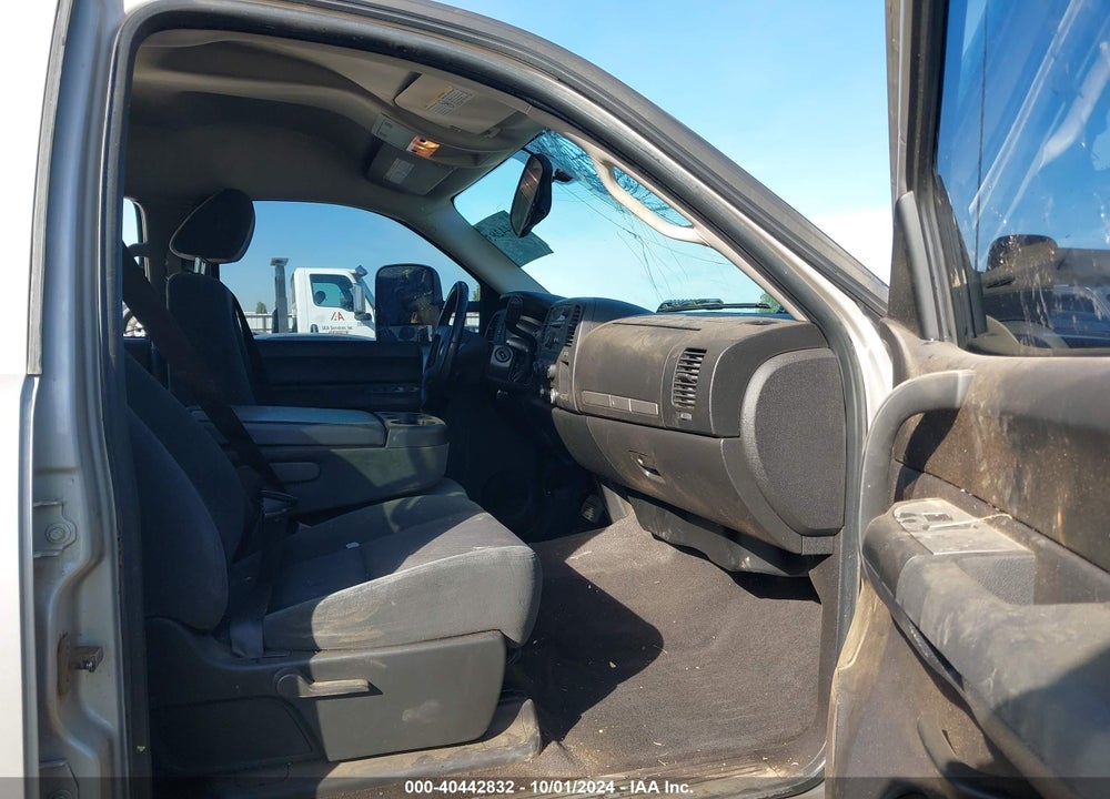 2009 CHEVROLET SILVERADO 2500HD LT VIN: 1GCHK53K29F145607