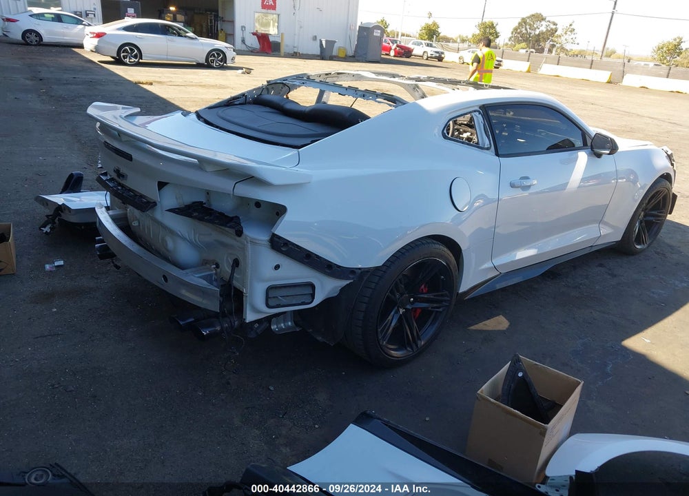2018 CHEVROLET CAMARO ZL1 VIN: 1G1FJ1R66J0173374