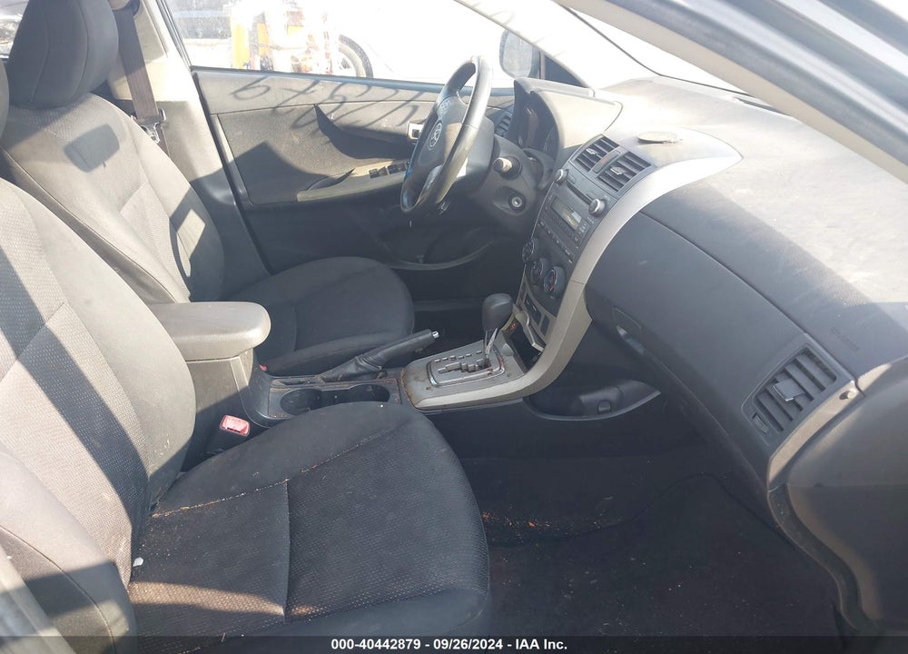 2010 TOYOTA COROLLA S VIN: 1NXBU4EE8AZ200090