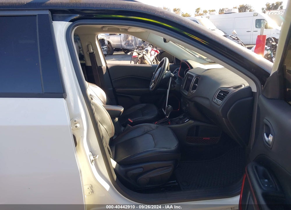2018 JEEP COMPASS TRAILHAWK 4X4 VIN: 3C4NJDDB0JT144836