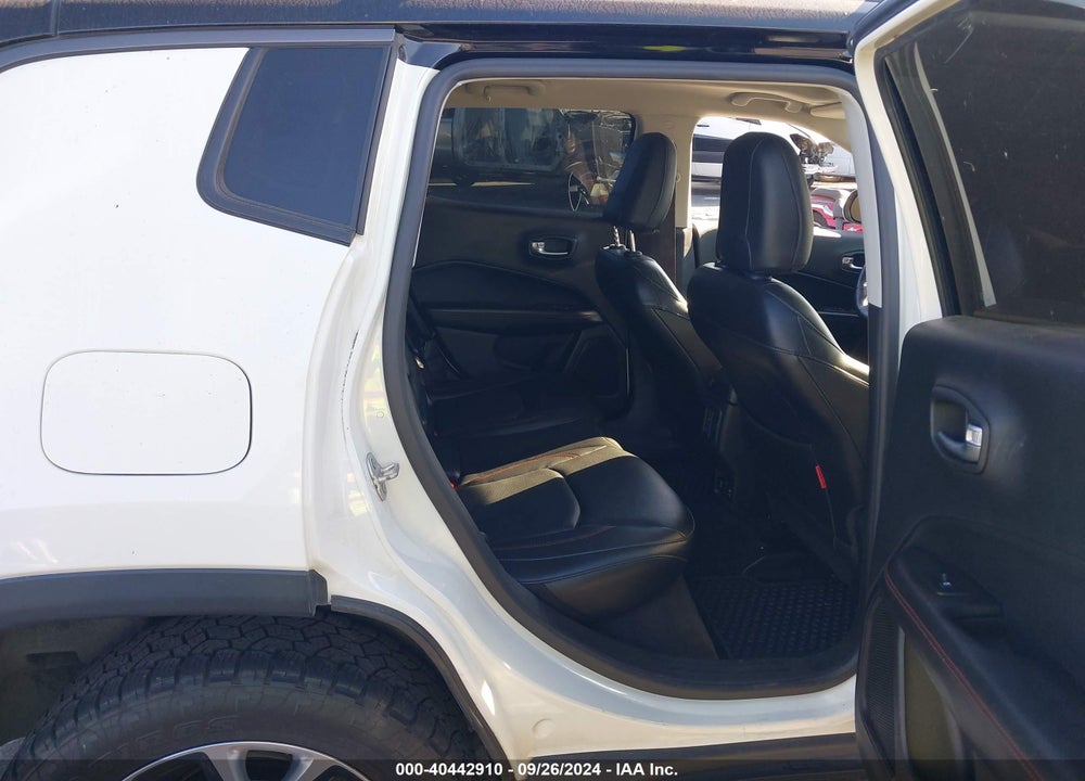 2018 JEEP COMPASS TRAILHAWK 4X4 VIN: 3C4NJDDB0JT144836