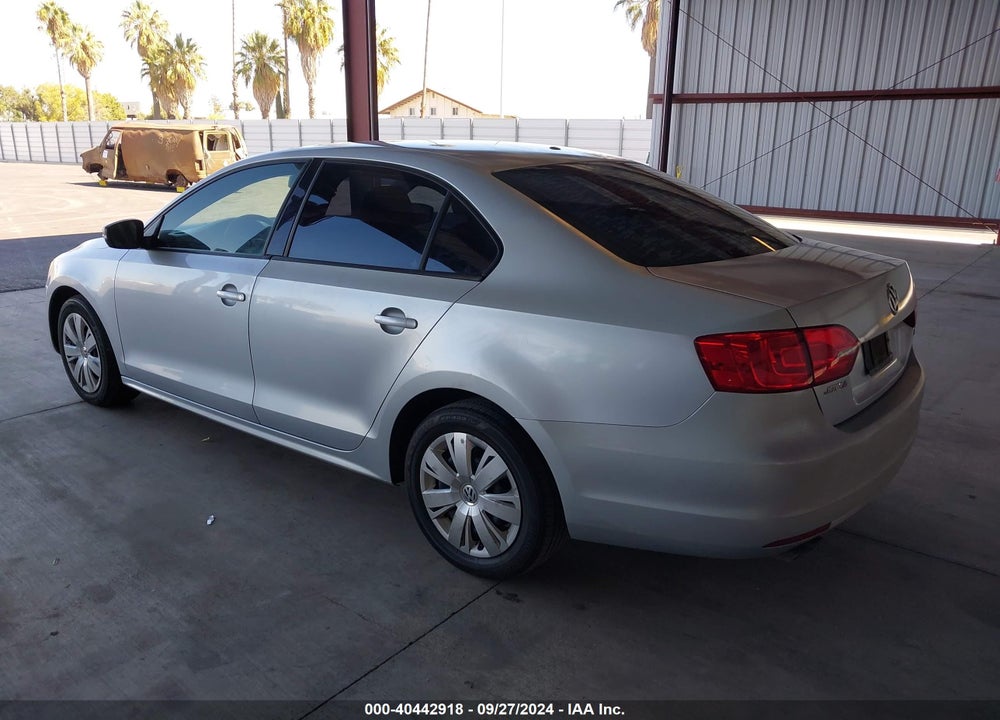 2011 VOLKSWAGEN JETTA 2.5L SE VIN: 3VWDZ7AJ9BM326920
