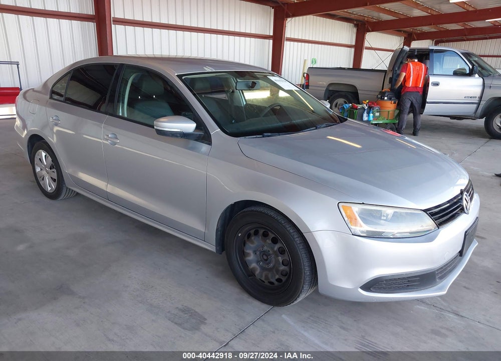 2011 VOLKSWAGEN JETTA 2.5L SE VIN: 3VWDZ7AJ9BM326920