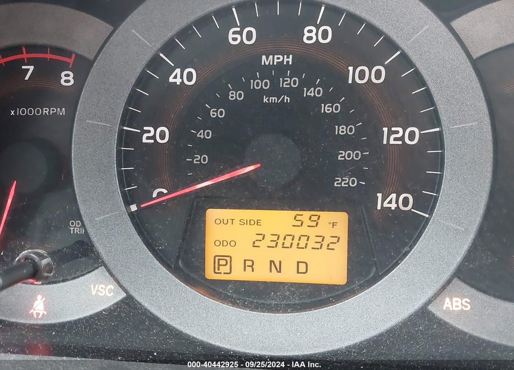 2006 TOYOTA RAV4 LIMITED VIN: JTMBD31V265012770