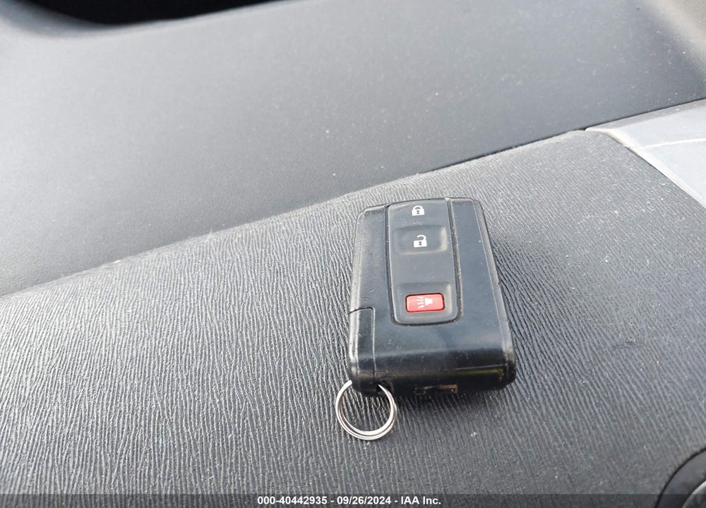 2008 TOYOTA PRIUS TOURING VIN: JTDKB20U183392014