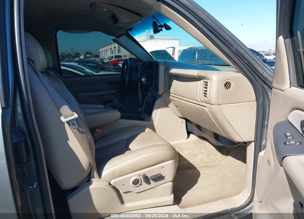 2002 GMC SIERRA 2500HD SLE VIN: 1GTHC29GX2E209161
