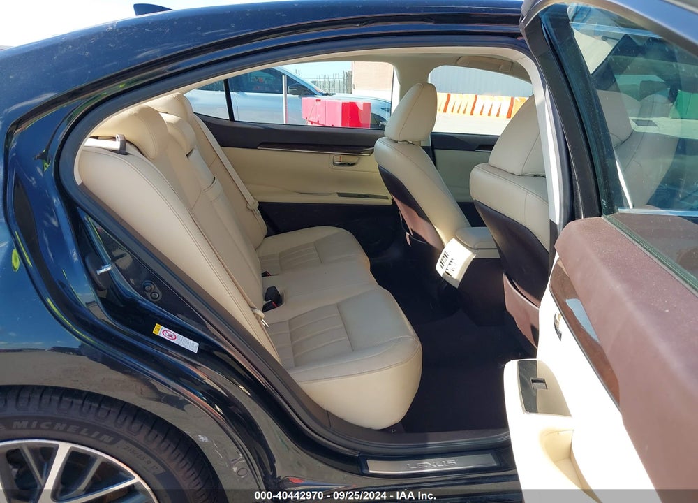 2017 LEXUS ES 350 VIN: 58ABK1GG6HU055847