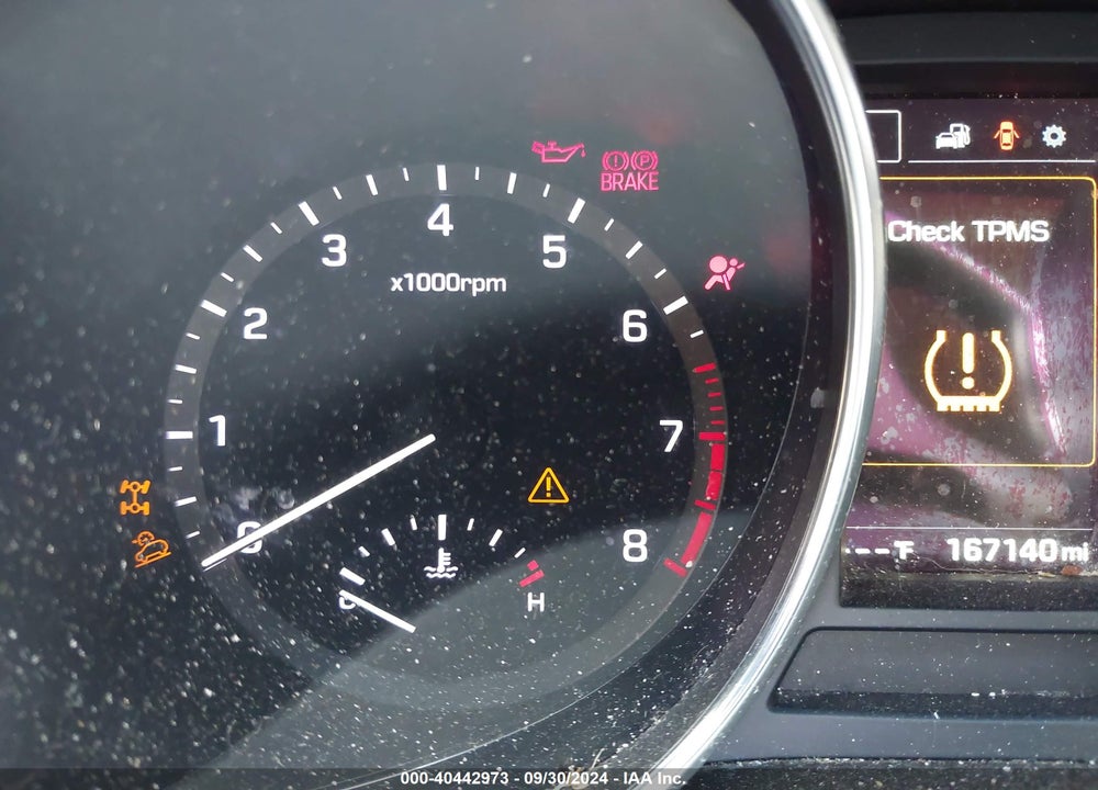 2017 HYUNDAI SANTA FE SE VIN: KM8SNDHF5HU169523