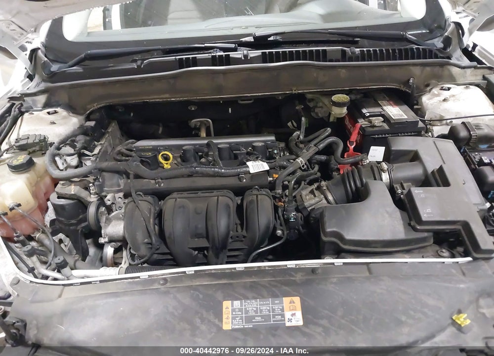 2015 FORD FUSION S VIN: 3FA6P0G74FR132301