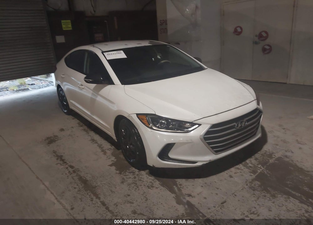 2018 HYUNDAI ELANTRA SE VIN: 5NPD74LF5JH294715