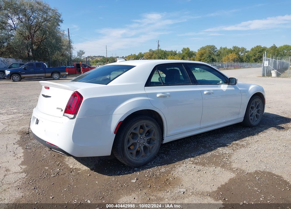 2018 CHRYSLER 300 300S AWD VIN: 2C3CCAGG8JH177684
