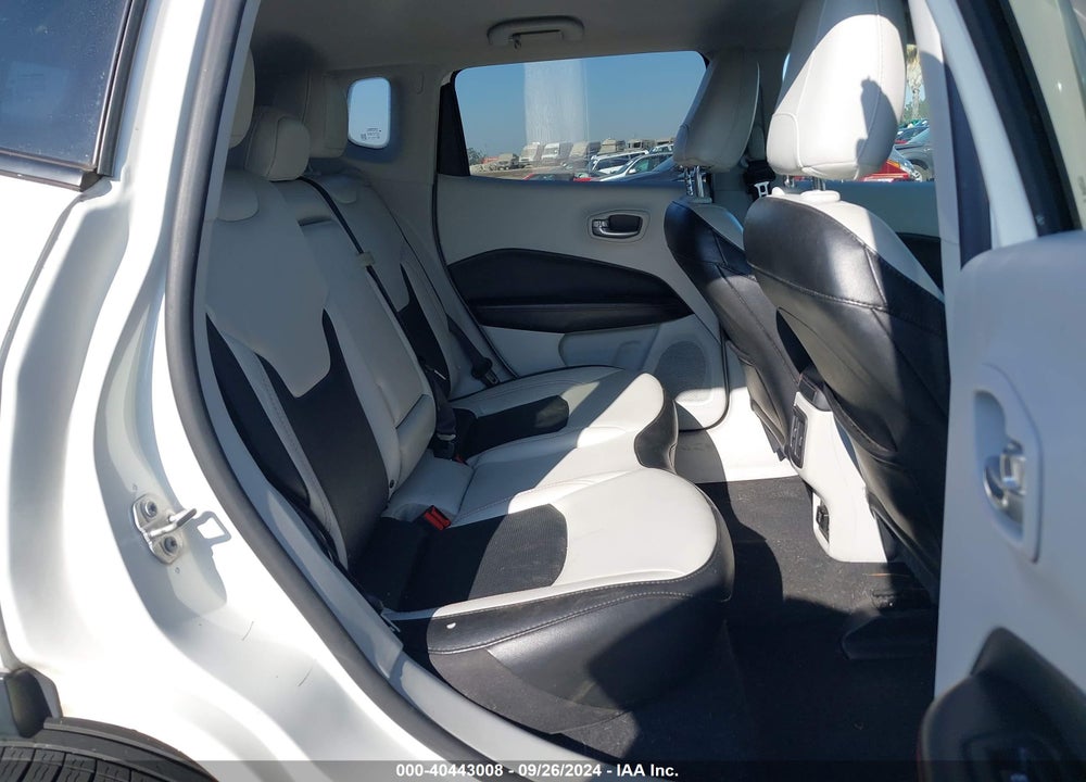 2020 JEEP COMPASS VIN: 3C4NJCCB2LT198413