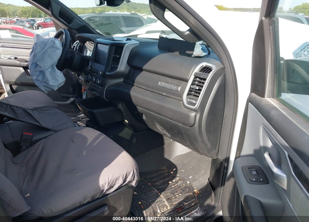2023 RAM 1500 BIG HORN 4X4 5'7 BOX VIN: 1C6RRFFG1PN518532