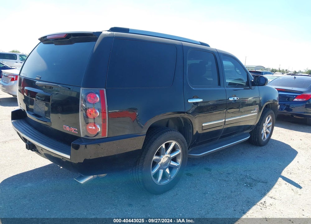 2011 GMC YUKON DENALI VIN: 1GKS2EEF2BR398912