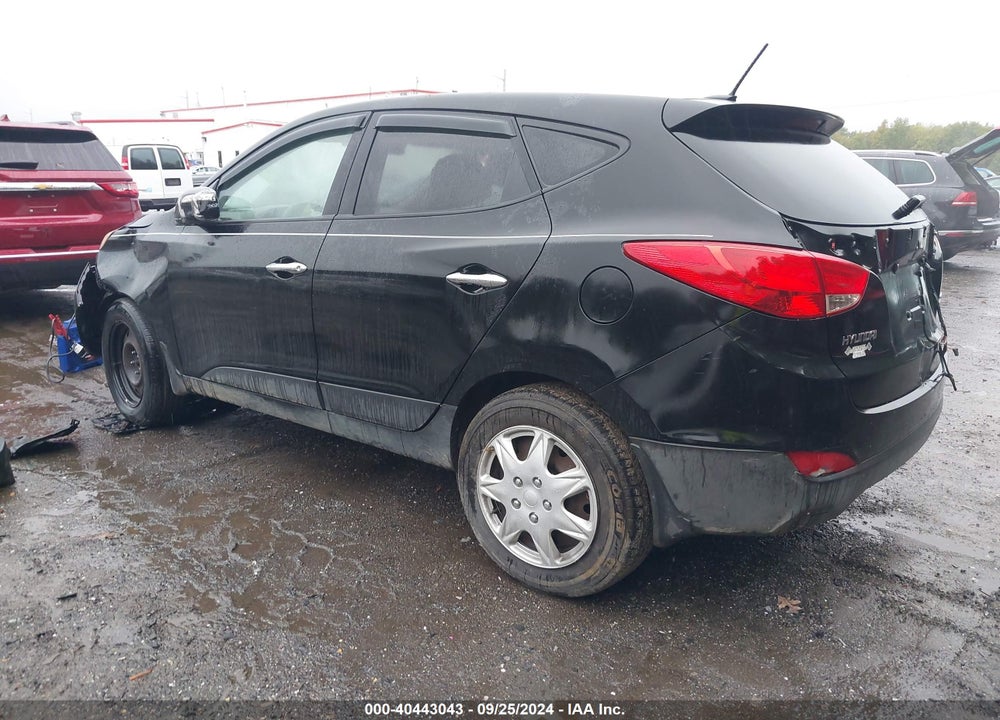 2011 HYUNDAI TUCSON LIMITED VIN: KM8JU3AC6BU144114