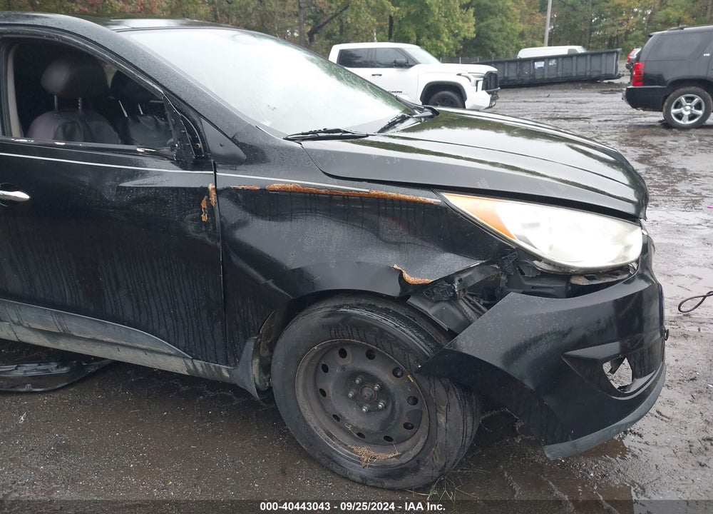 2011 HYUNDAI TUCSON LIMITED VIN: KM8JU3AC6BU144114