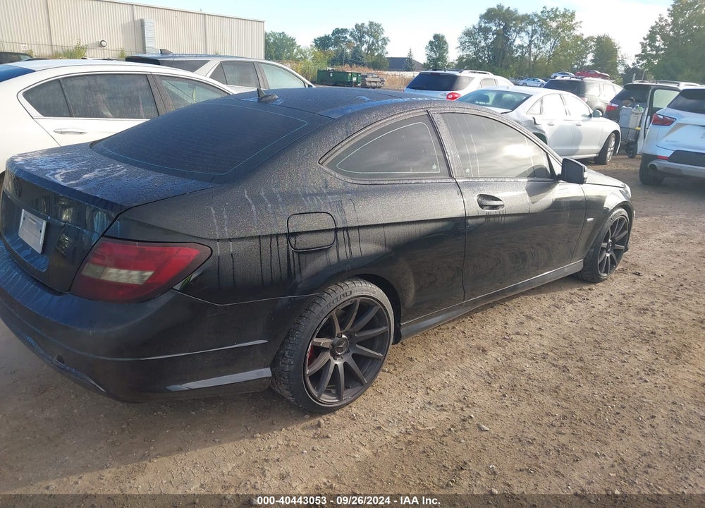 2012 MERCEDES-BENZ C 250 VIN: WDDGJ4HB8CF782144