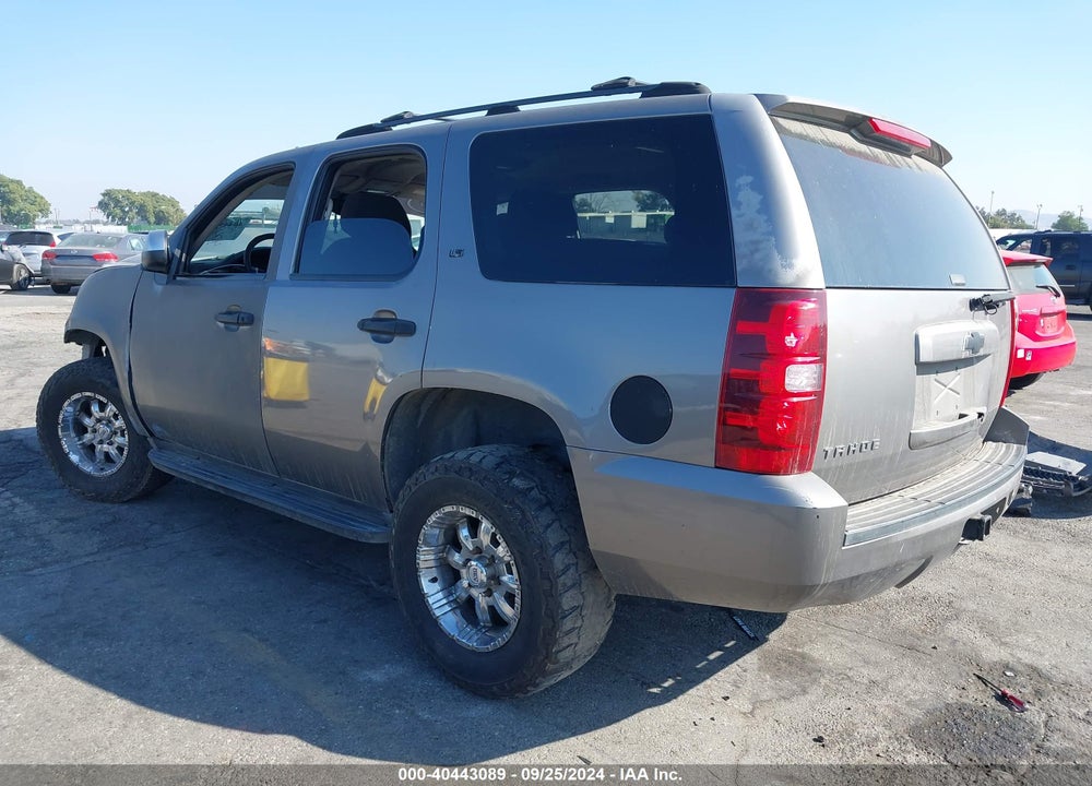 2007 CHEVROLET TAHOE LS VIN: 1GNFC13077R182263