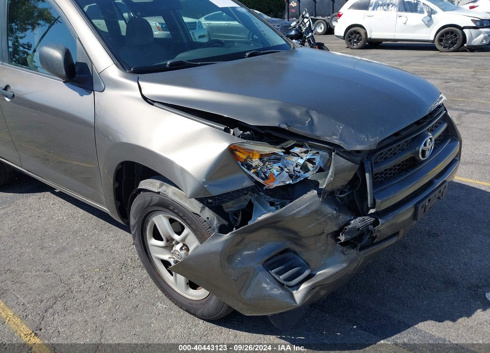 2011 TOYOTA RAV4 BASE (A4) VIN: 2T3KF4DV3BW069848