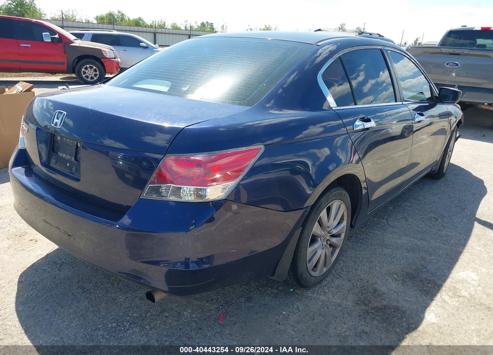 2008 HONDA ACCORD 2.4 LX VIN: 1HGCP263X8A044939