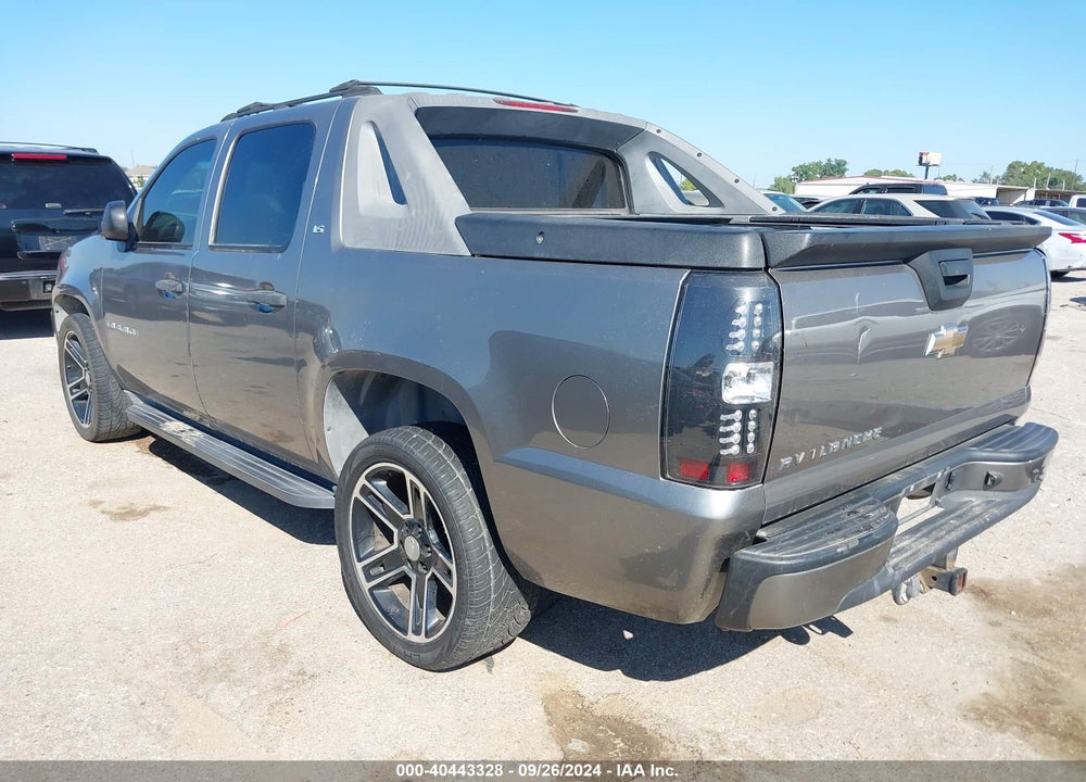 2007 CHEVROLET AVALANCHE 1500 LS VIN: 3GNEC12067G116591