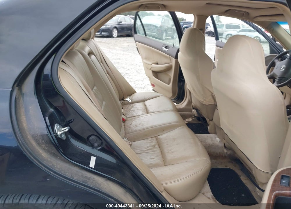 2006 HONDA ACCORD 3.0 EX VIN: 1HGCM665X6A011261