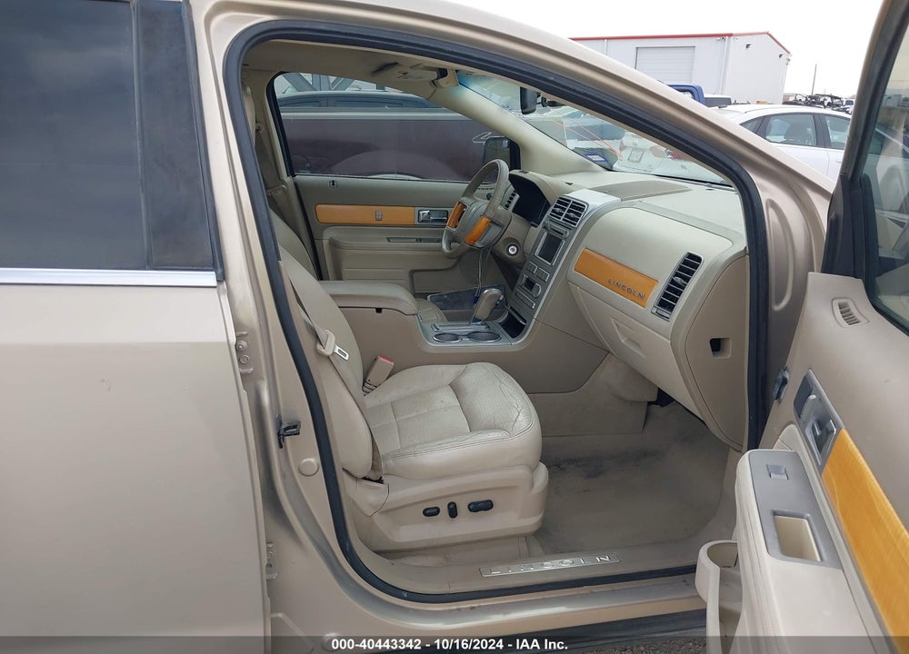 2007 LINCOLN MKX VIN: 2LMDU68C77BJ33225
