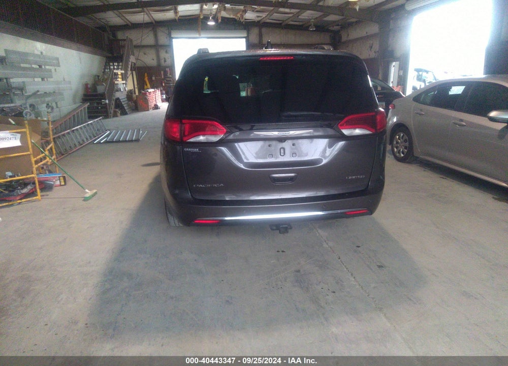 2017 CHRYSLER PACIFICA LIMITED VIN: 2C4RC1GG3HR837026