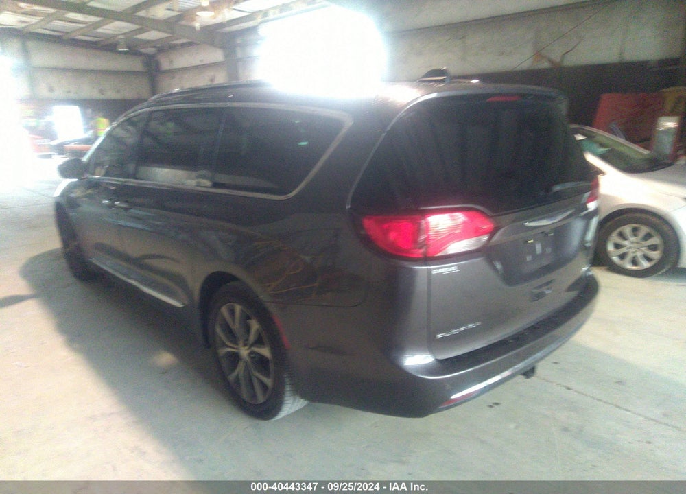 2017 CHRYSLER PACIFICA LIMITED VIN: 2C4RC1GG3HR837026