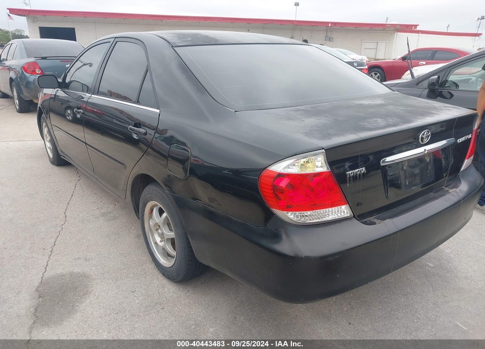 2005 TOYOTA CAMRY LE VIN: 4T1BE32K15U046541