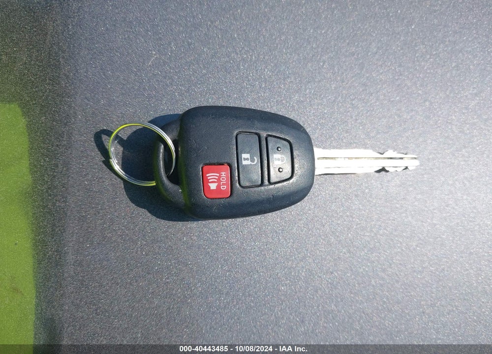 2017 TOYOTA RAV4 VIN: 2T3ZFREVXHW343677