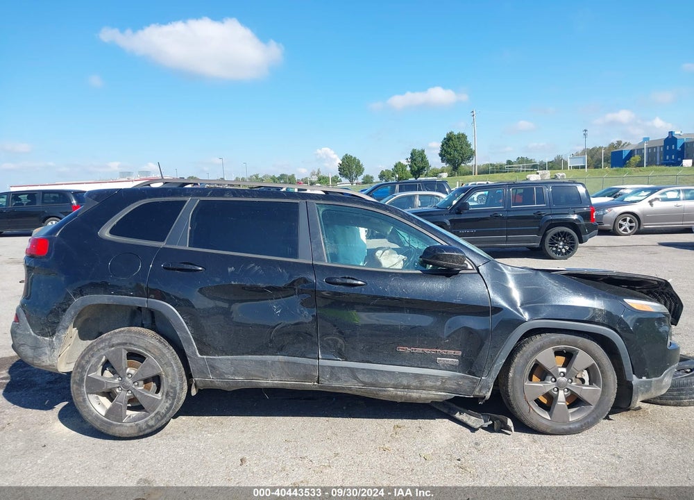 2017 JEEP CHEROKEE VIN: 1C4PJLCB1HW549709