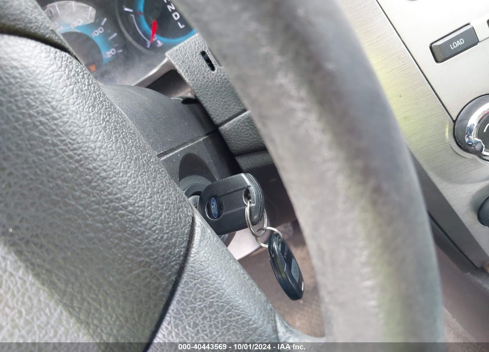 2011 FORD FUSION SE VIN: 3FAHP0HA7BR280939