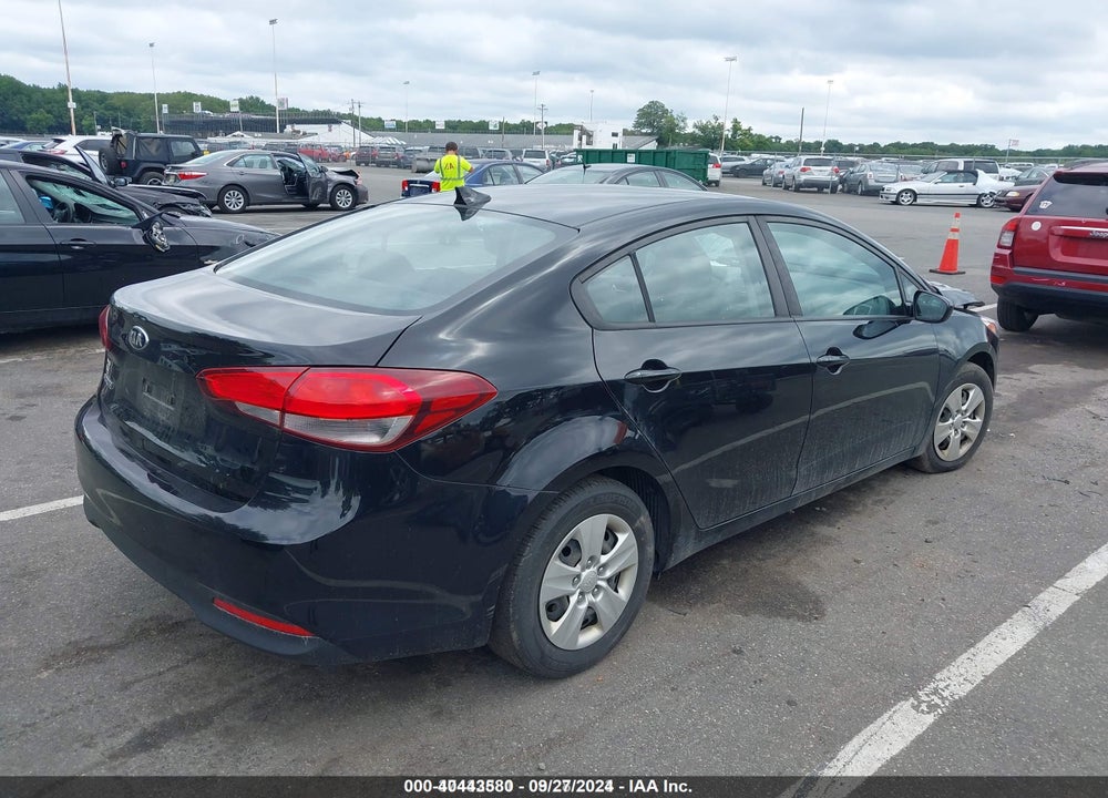 2017 KIA FORTE LX VIN: 3KPFK4A70HE040220