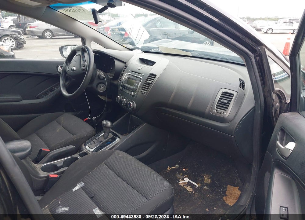 2017 KIA FORTE LX VIN: 3KPFK4A70HE040220
