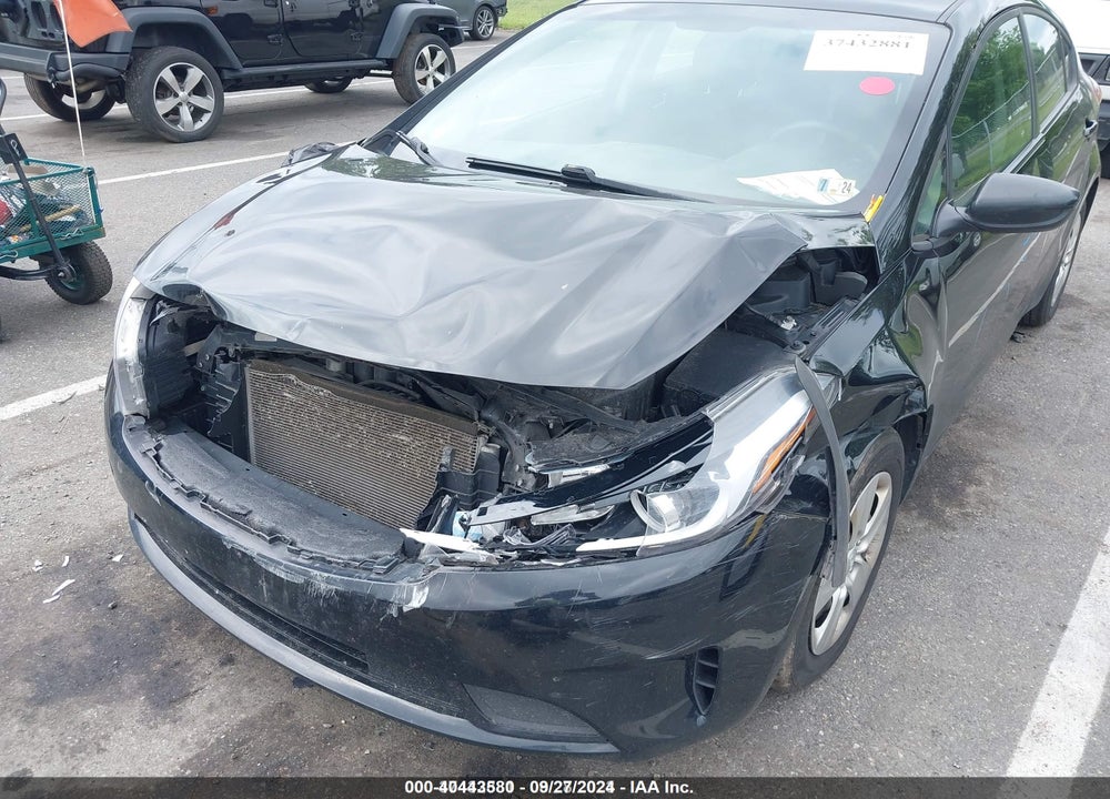 2017 KIA FORTE LX VIN: 3KPFK4A70HE040220