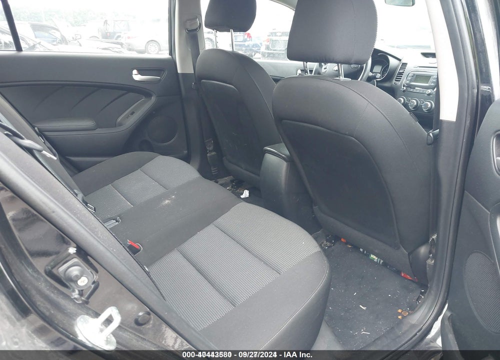 2017 KIA FORTE LX VIN: 3KPFK4A70HE040220