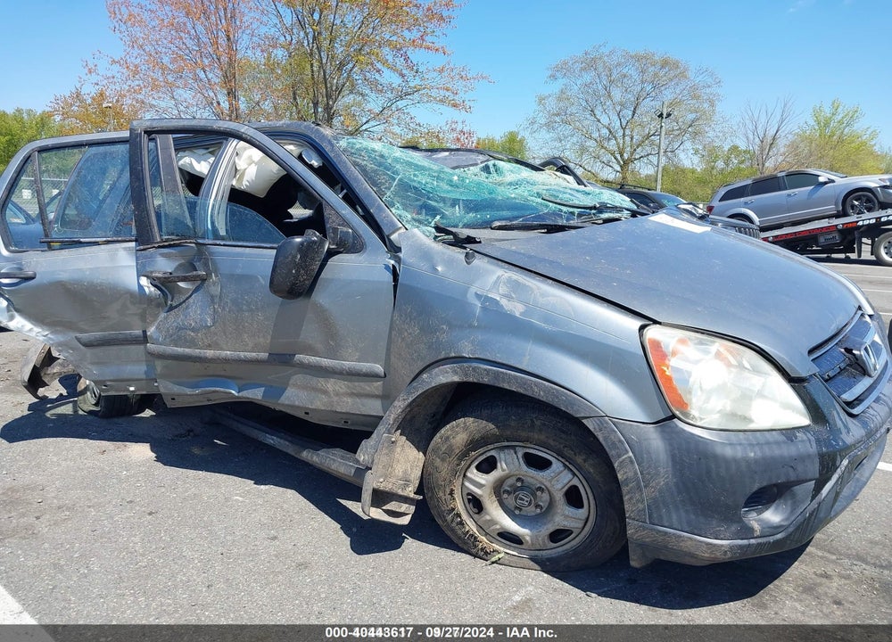 2005 HONDA CR-V LX VIN: SHSRD78505U327536