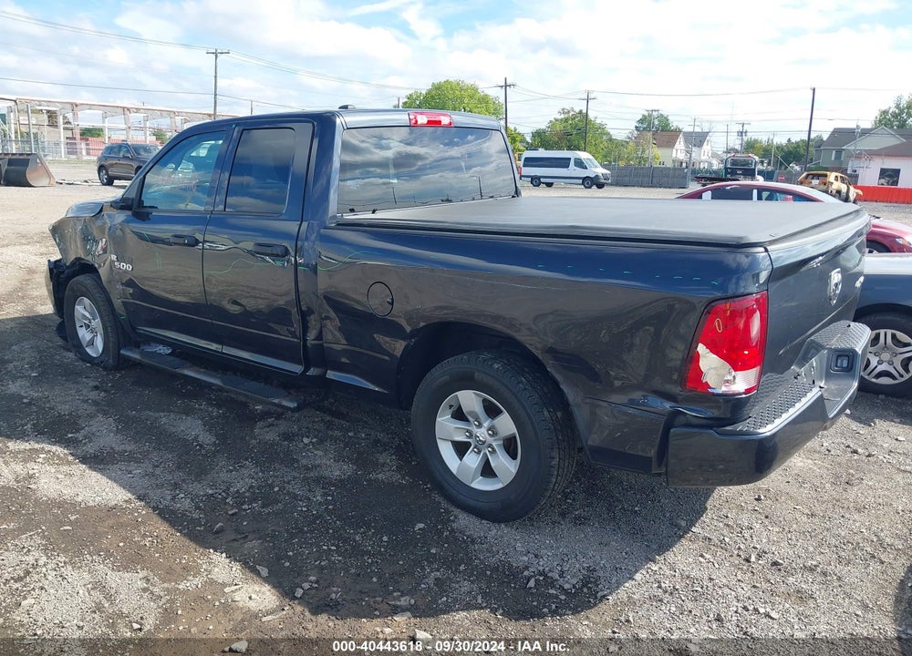 2019 RAM 1500 CLASSIC VIN: 1C6RR7FG2KS620566