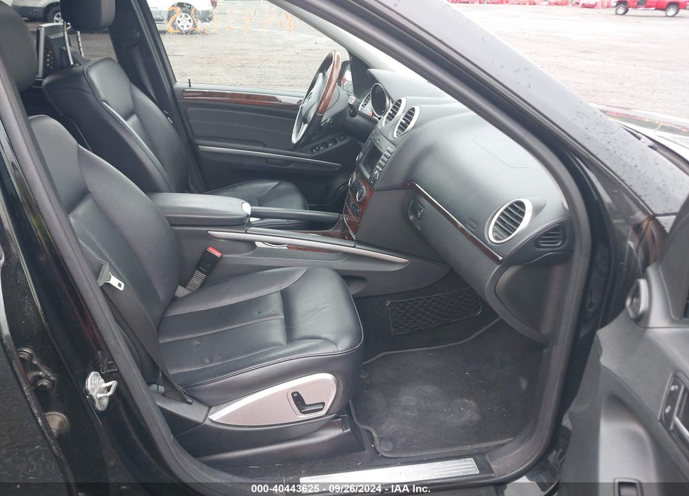 2010 MERCEDES-BENZ GL 450 4MATIC VIN: 4JGBF7BE3AA577976
